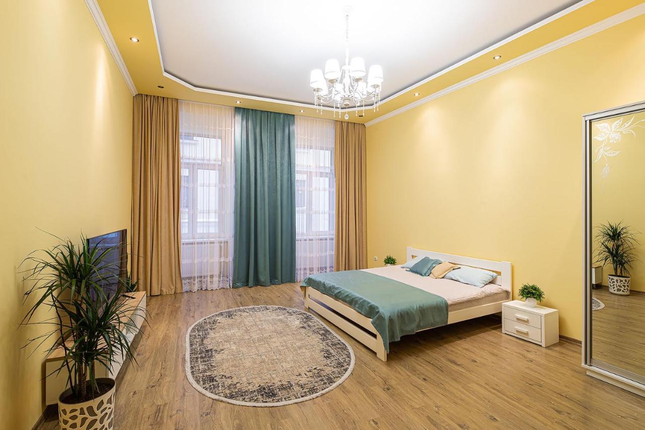 Апартаменти В Центрі Львова Exterior photo